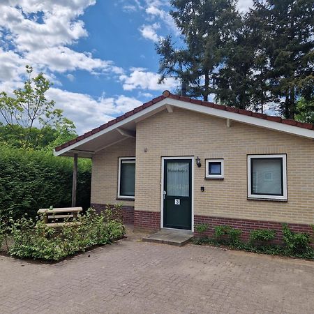 Huinerhofje 3 - Vrijstaand, Grote Tuin, Rust En Veel Privacy Nabij Uitgestrekte Bossen Villa Путен Екстериор снимка