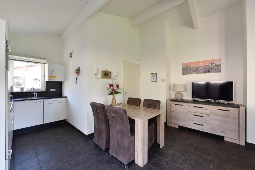 Huinerhofje 3 - Vrijstaand, Grote Tuin, Rust En Veel Privacy Nabij Uitgestrekte Bossen Villa Путен Екстериор снимка